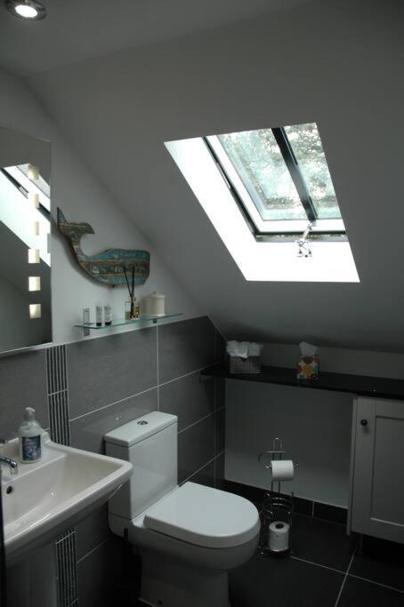 Cowslip Barn Annexe, Countryside Stay Near Чичестър Екстериор снимка