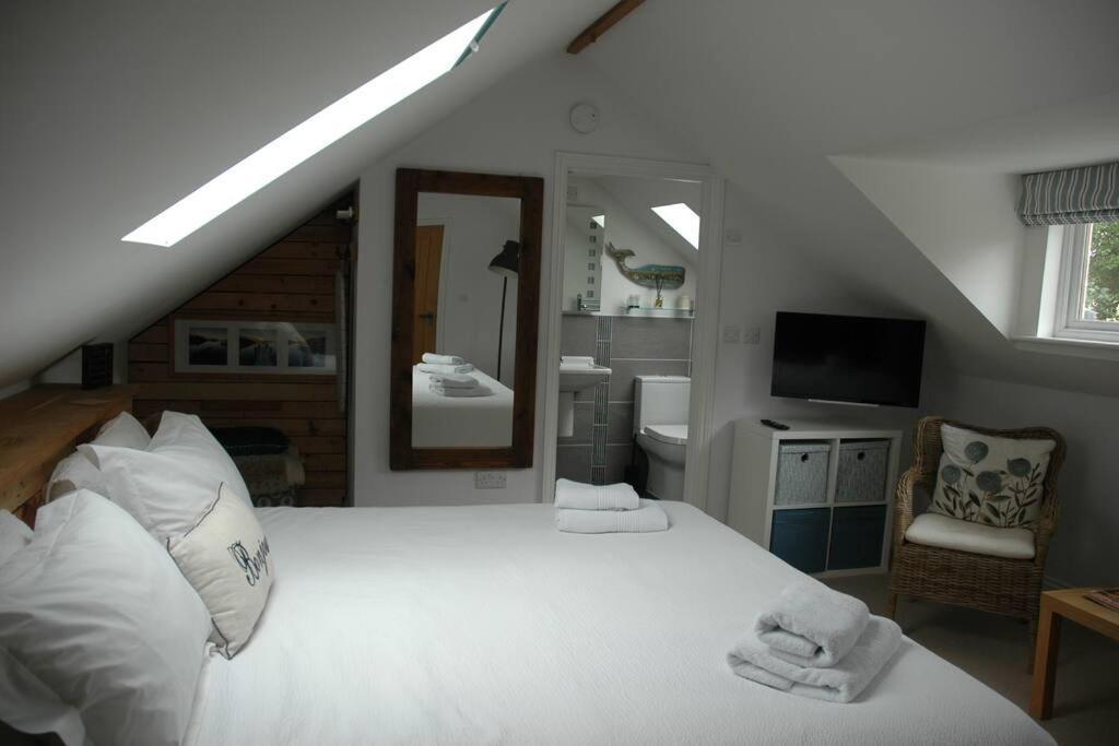 Cowslip Barn Annexe, Countryside Stay Near Чичестър Екстериор снимка