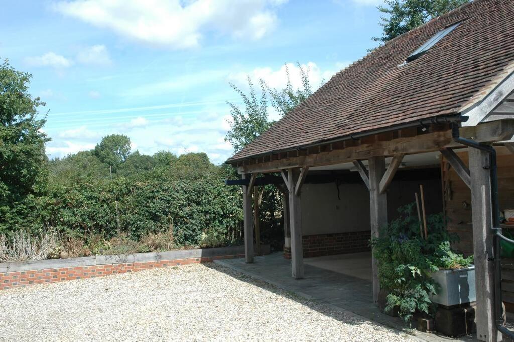 Cowslip Barn Annexe, Countryside Stay Near Чичестър Екстериор снимка